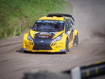 Henrik Krogstad i et race