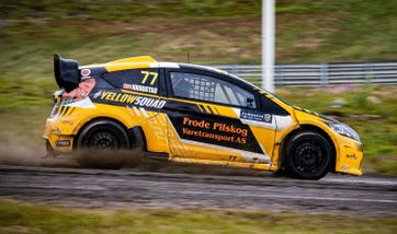 Henrik Krogstad i et motorrace