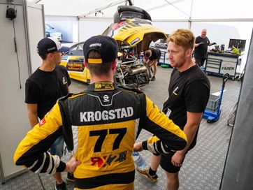 Teamet og bilen til Henrik Krogstad